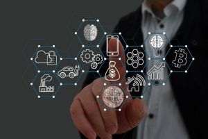 FBI avertizează că inteligenţa artificială este folosită de actori rău intenţionaţi pentru a imita vocea unor oficiali americani de rang înalt